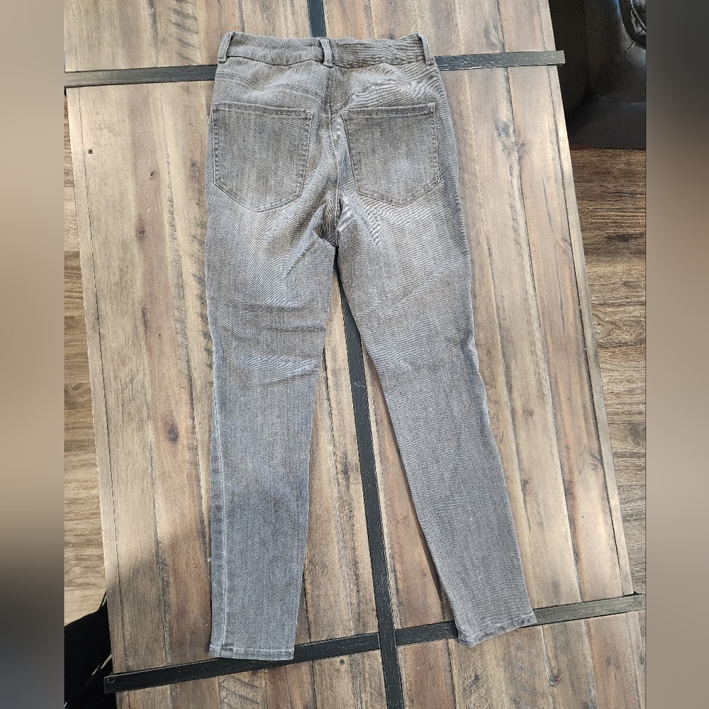 Express Gray 0-2-4 one size cropped non distressed skinny - Picture 3 of 5